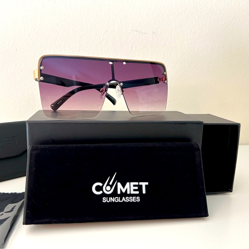 Brand new Unisex Fashion Sunglasses